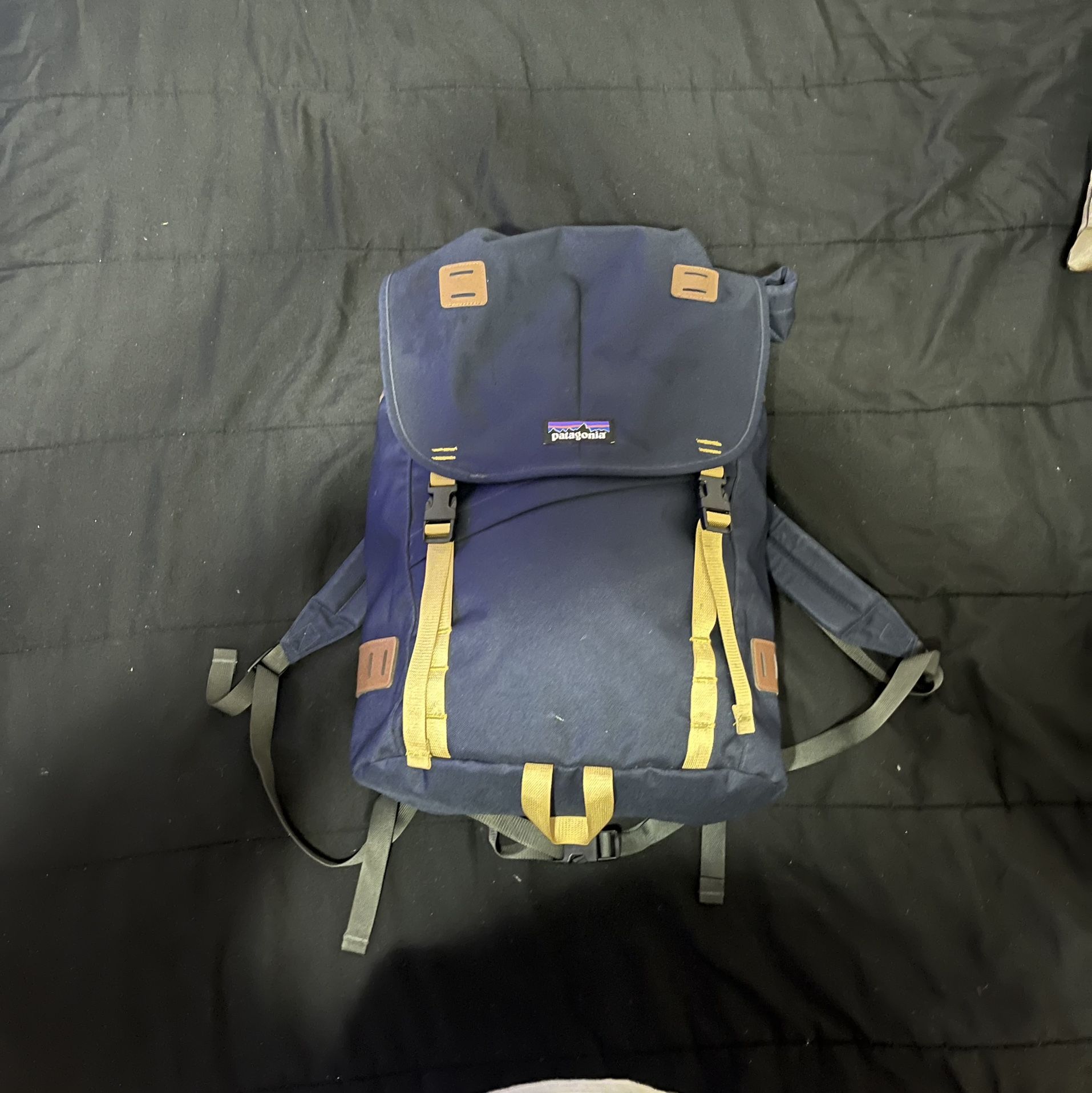 PATAGONIA ARBOR 26L BACKPACK - NAVY BLUE