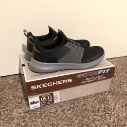 Skechers Men’s Shoes Size 11