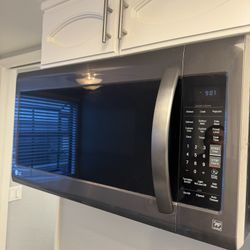 LG Black Microwave Range 