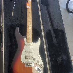 Fender MIM Players Stratocaster Sunburst With USA Hardshell Case