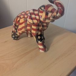 Beautiful Porcelain American Flag Elephant Figurine 8.2" x 4.5" x 6.6"