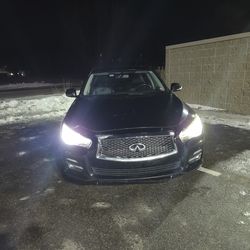 2015 INFINTI Q50