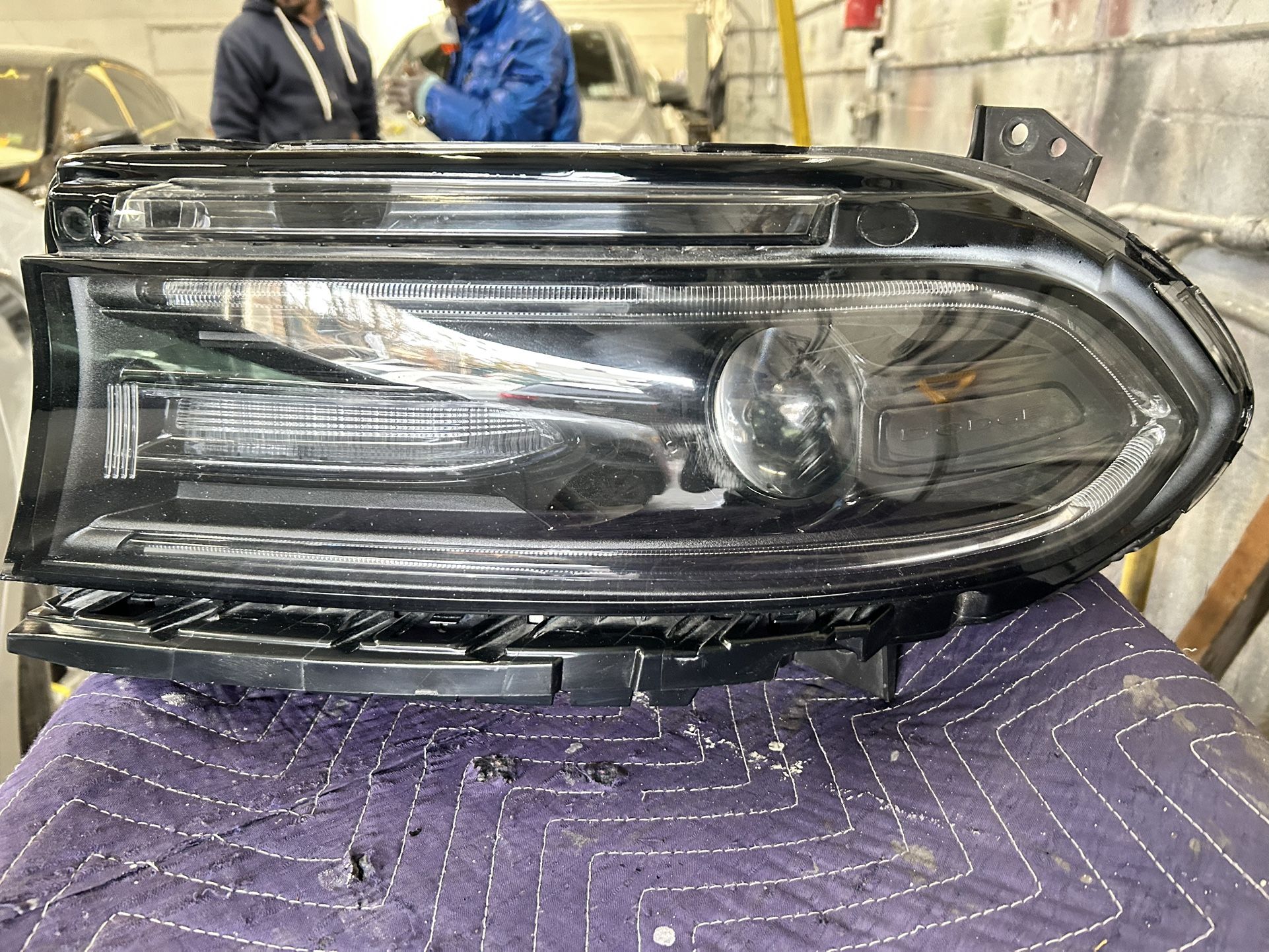 2018 - 2021 Dodge Charger LH Left Driver Side Halogen Headlight OEM Damage Tab