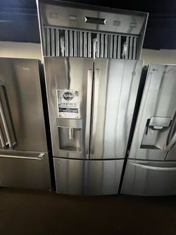 NEW OPEN BOX GR FRENCH STYL REFRIGERATOR