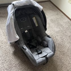 Evenflo Carseat