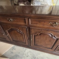 Henredon Solid Wood Cabinet W Hidden Wheels, Drawers, Shelves