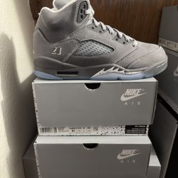 🔥Jordan 5 Retro Wolf Grey🔥 GS size 5.5Y / 7W,  6.5Y / 8W