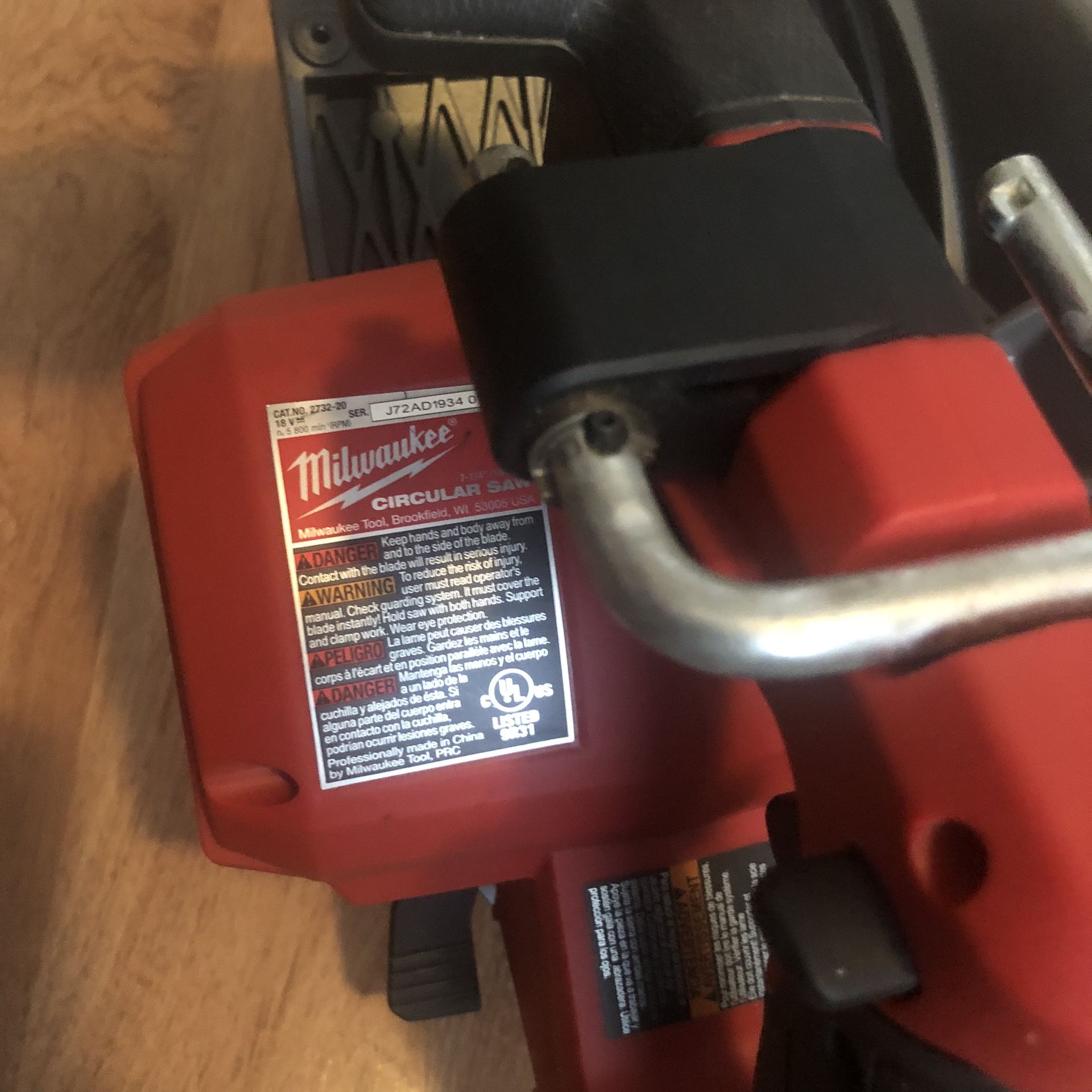 Milwaukee M18 FUEL 18-Volt Lithium-Ion Brushless Cordless 7-1/4 in. Circular Saw (Tool-Only)
