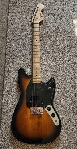 Squier Sonic Mustang with series mod