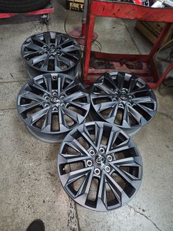 20 in wheels off a 2025 toyota tundra