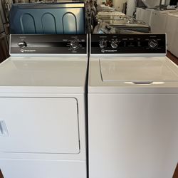 Speed Queen Washer And Dryer Electric Set 