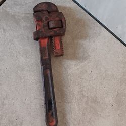 Pipe Wrench
