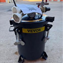VEVOR 30L Paint Pressure Pot – Like New Condition