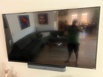 Vizio D Series 65” Smart TV Model D65u-D2