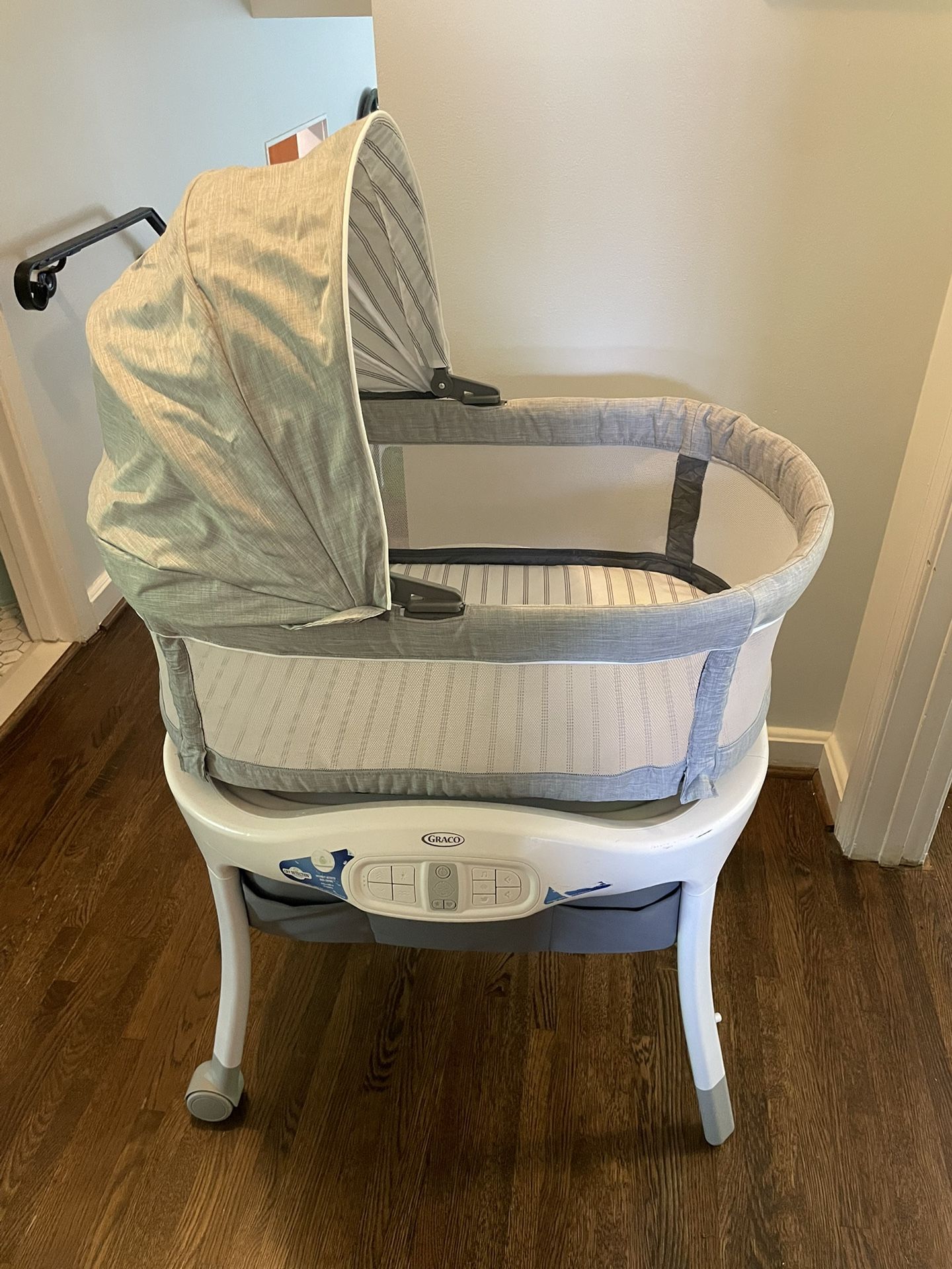Graco Sense2Snooze Bassinet