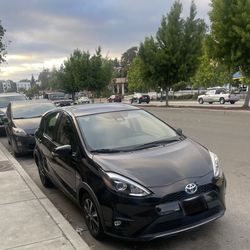 Toyota Prius C 