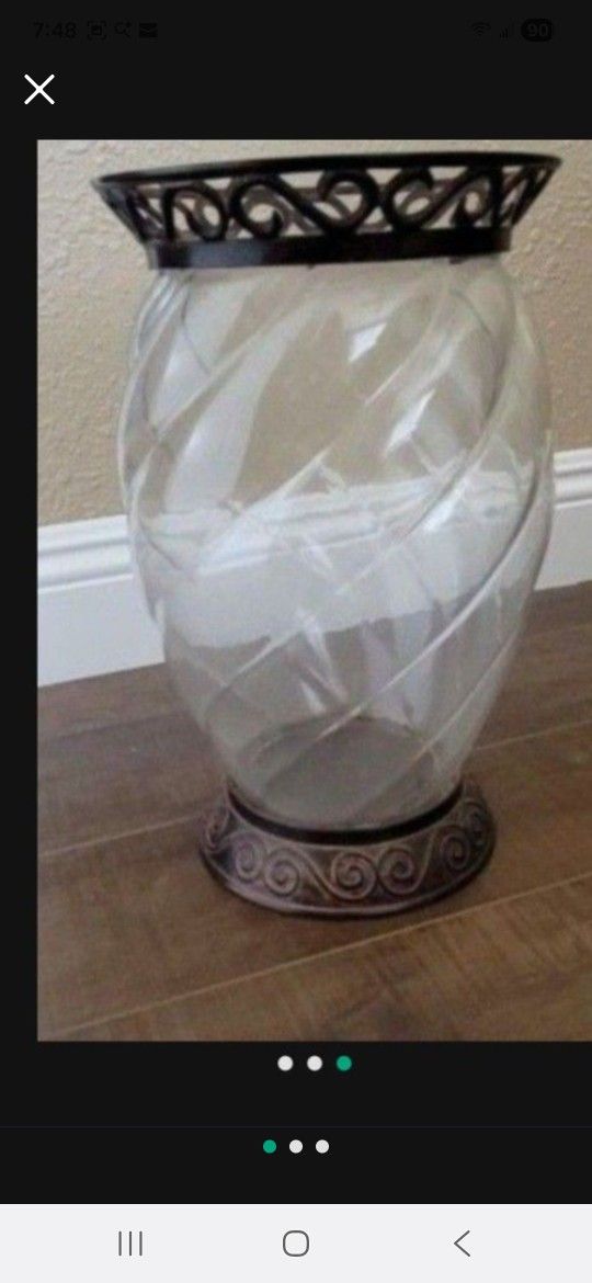 Hurricane Candle Holder