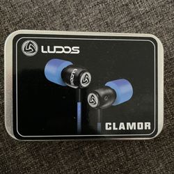 BRAND NEW LODUS CLAMOUR EARPHONES 