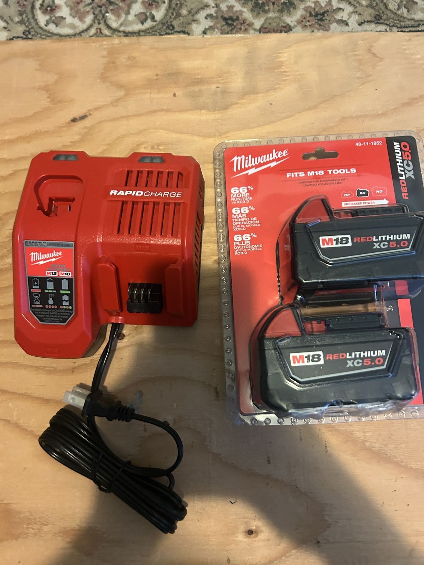 MILWAUKEE 5.0 BATTERY AND RAPID CHARGER SET