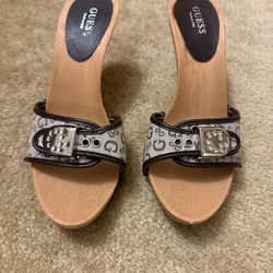 Women Shoes GUESS vintage  Size 7.5