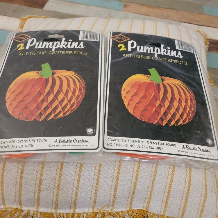 Vintage Halloween Beistle Honeycomb 2 In Each Package 5.00 A Pack Can Ship Have Pay Pal Can 