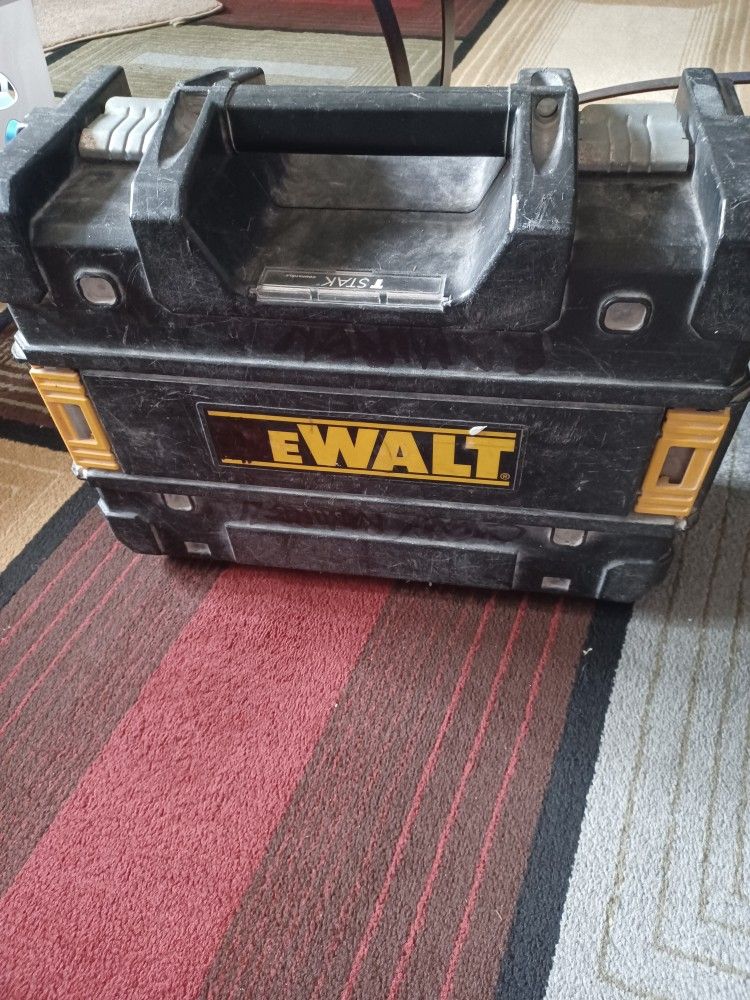 Dewalt Laser In Good Condition