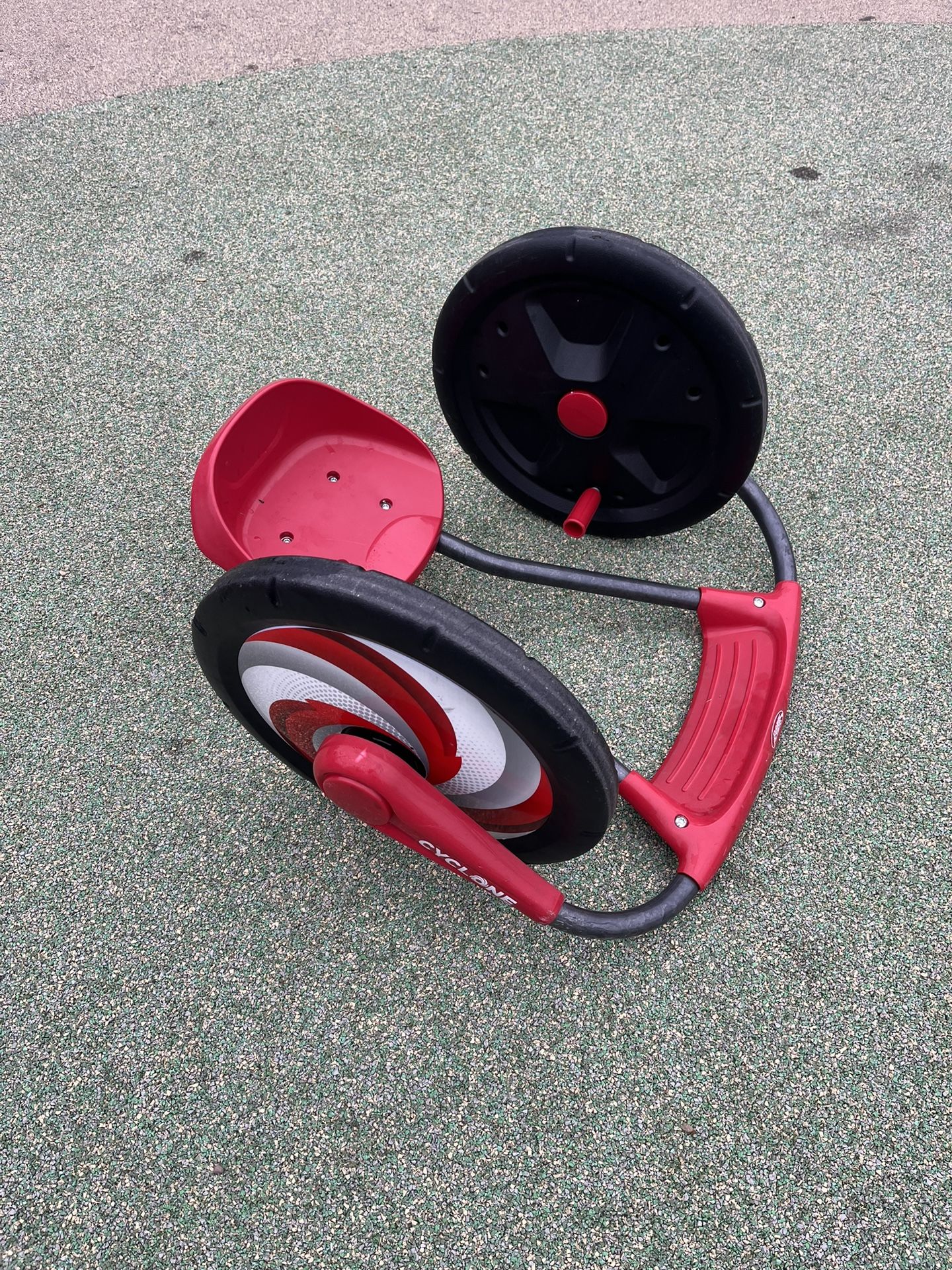 Youth Rider - Radio Flyer, Cyclone Ride-on for Kids, Arm Powered, 16" Wheels, Red,