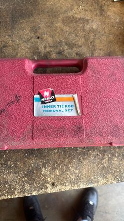 Inner tie rod removal set