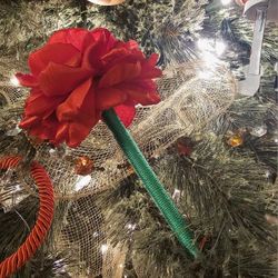 Rosas Eternas. Lapicera.   Recuerdos Para Bautiso.   Flowers.  Pecil