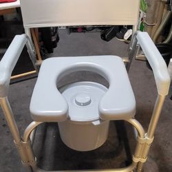 Adult Shower Chair/Commode