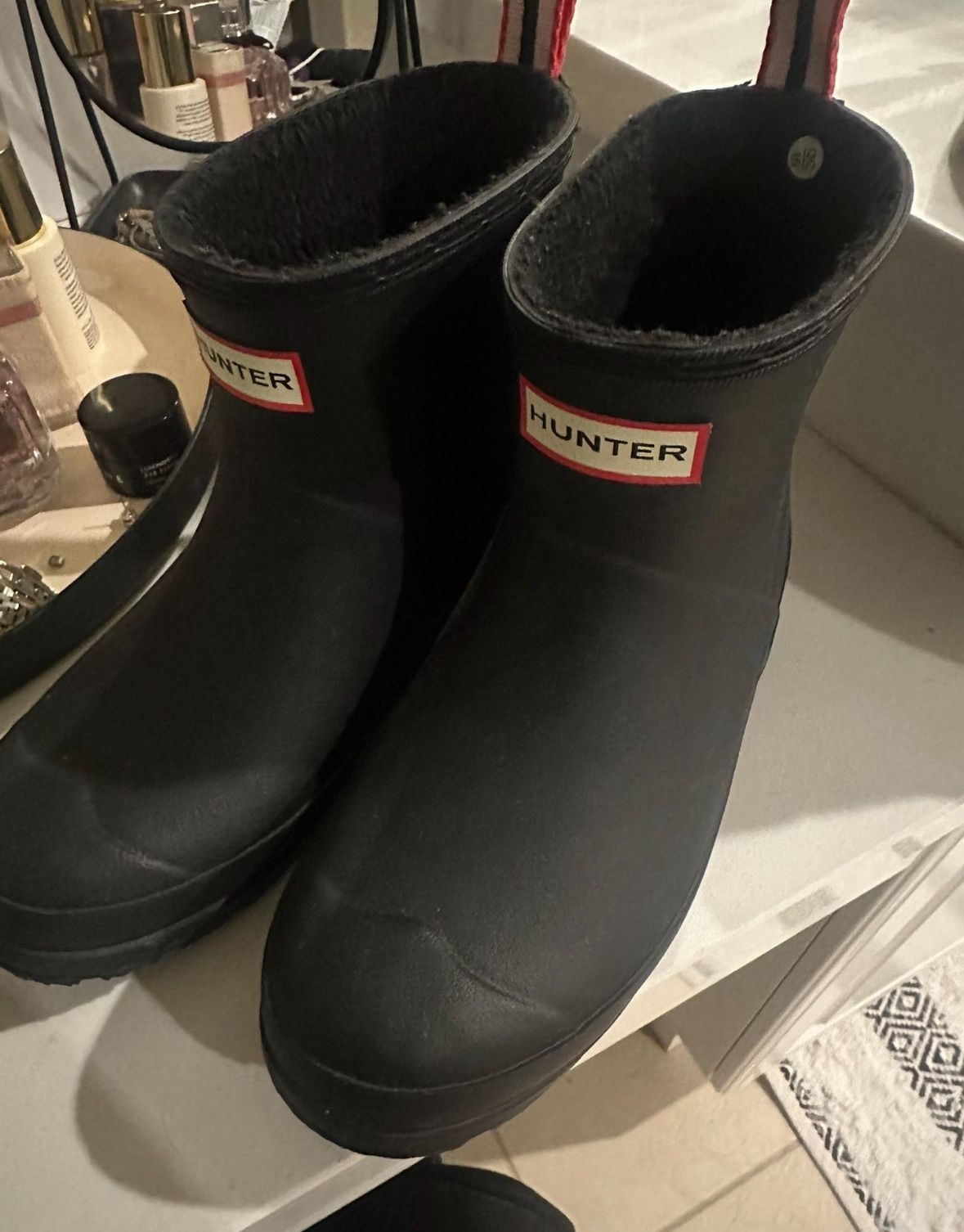 HUNTER RAIN BOOTS • US 6 (UK4) • NO BOX
