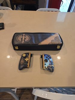 Zelda joycons and case (switch 1)