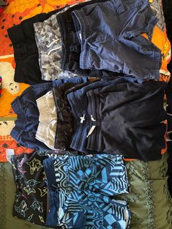Boys size 6/7 shorts
