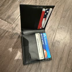 Used Mint Condition Wallet No Box 
