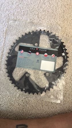 Oval SHARKTOOTH 110BCD 5-Bolt CNC Machined Alloy Black Road Chainring