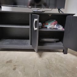 Tv Stand - fits upto 45 to 50" TV