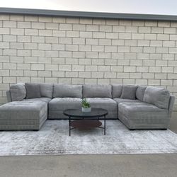 *Free Delivery* Gray Modular Sectional w/ Ottoman  