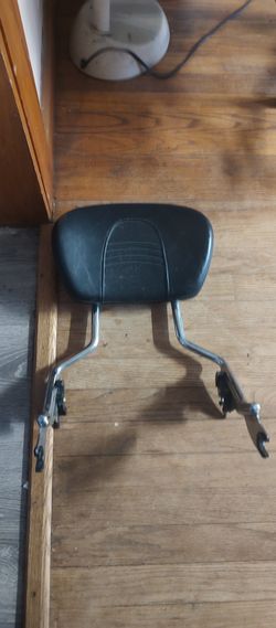 Chrome Detachable Shorty Sissy Bar Backrest for Harley® Touring '09-'25