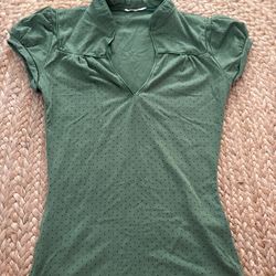 Women’s shirt size small/medium