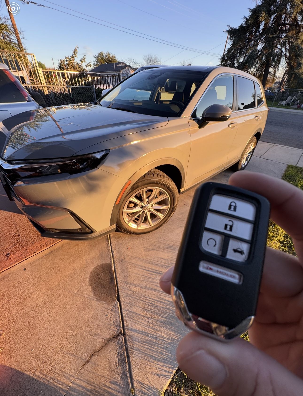 Car Keys/Fobs/Llaves De Autos