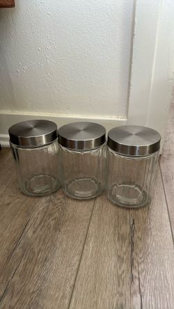 Fluted glass containers