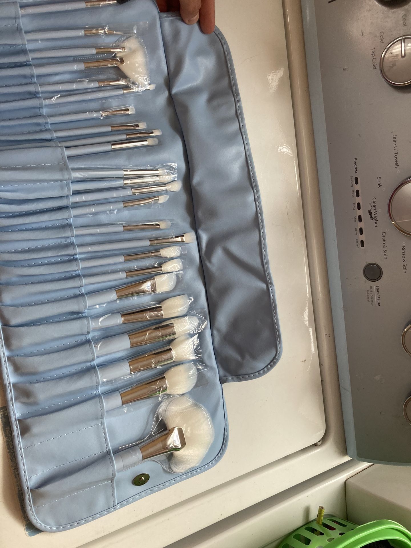 makeup brushes