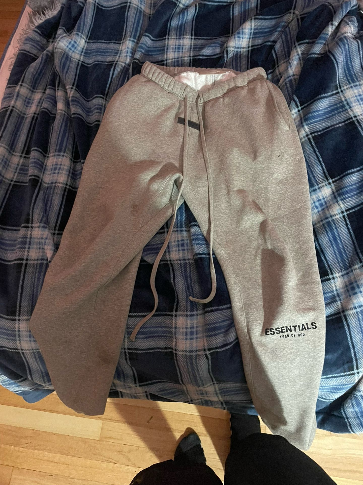Fear of God Essentials Sweatpants (SS22) Dark Oatmeal