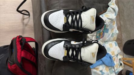 Nike  x Supreme SB Dunk Low