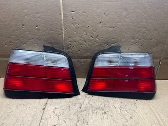 Fits 92-98 318i 320i 325i 328i M3 Sedan models only 