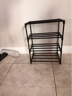 Shoe rack black