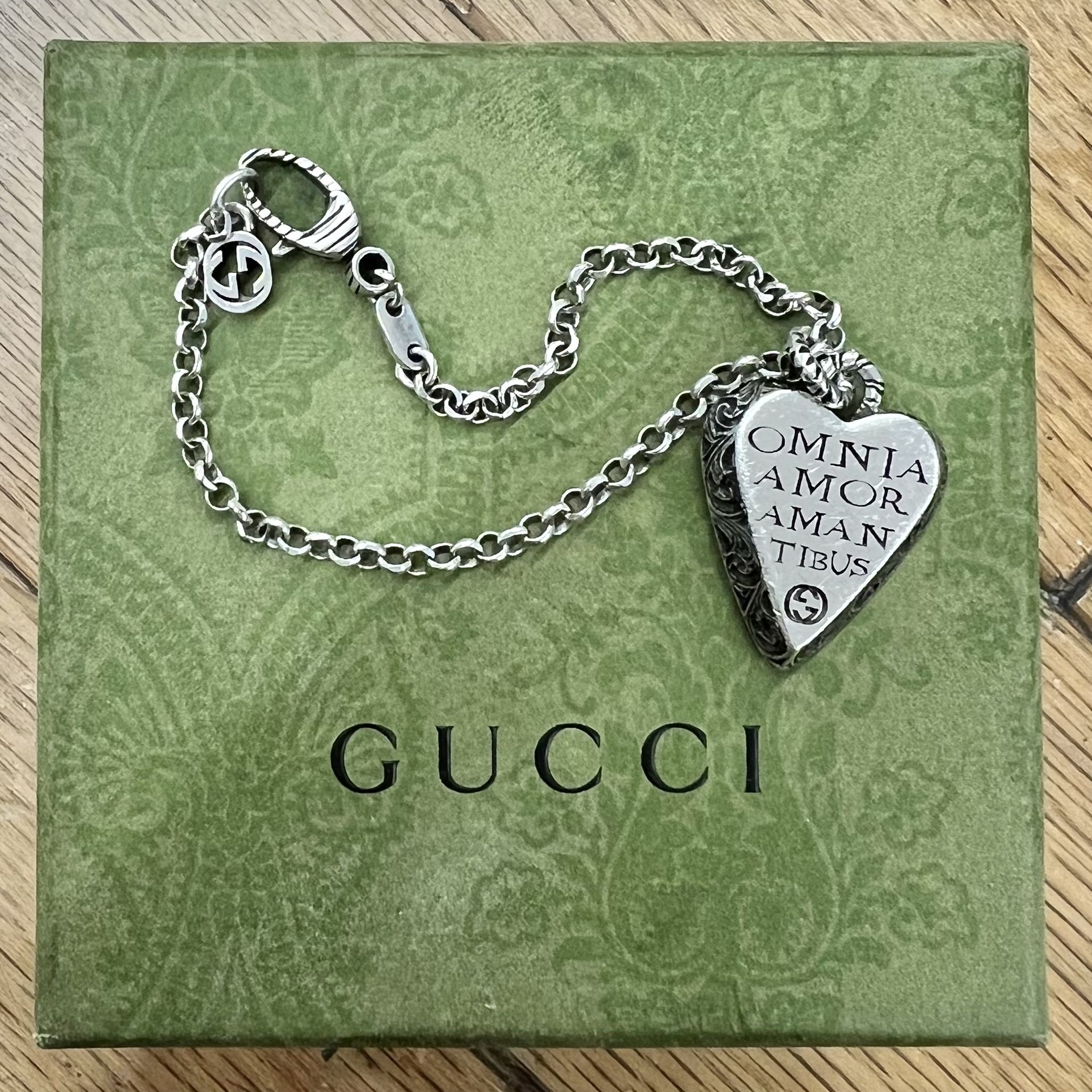 Amor Heart Omnia Engraved Silver GUCCI Sterling Necklace Gucci 