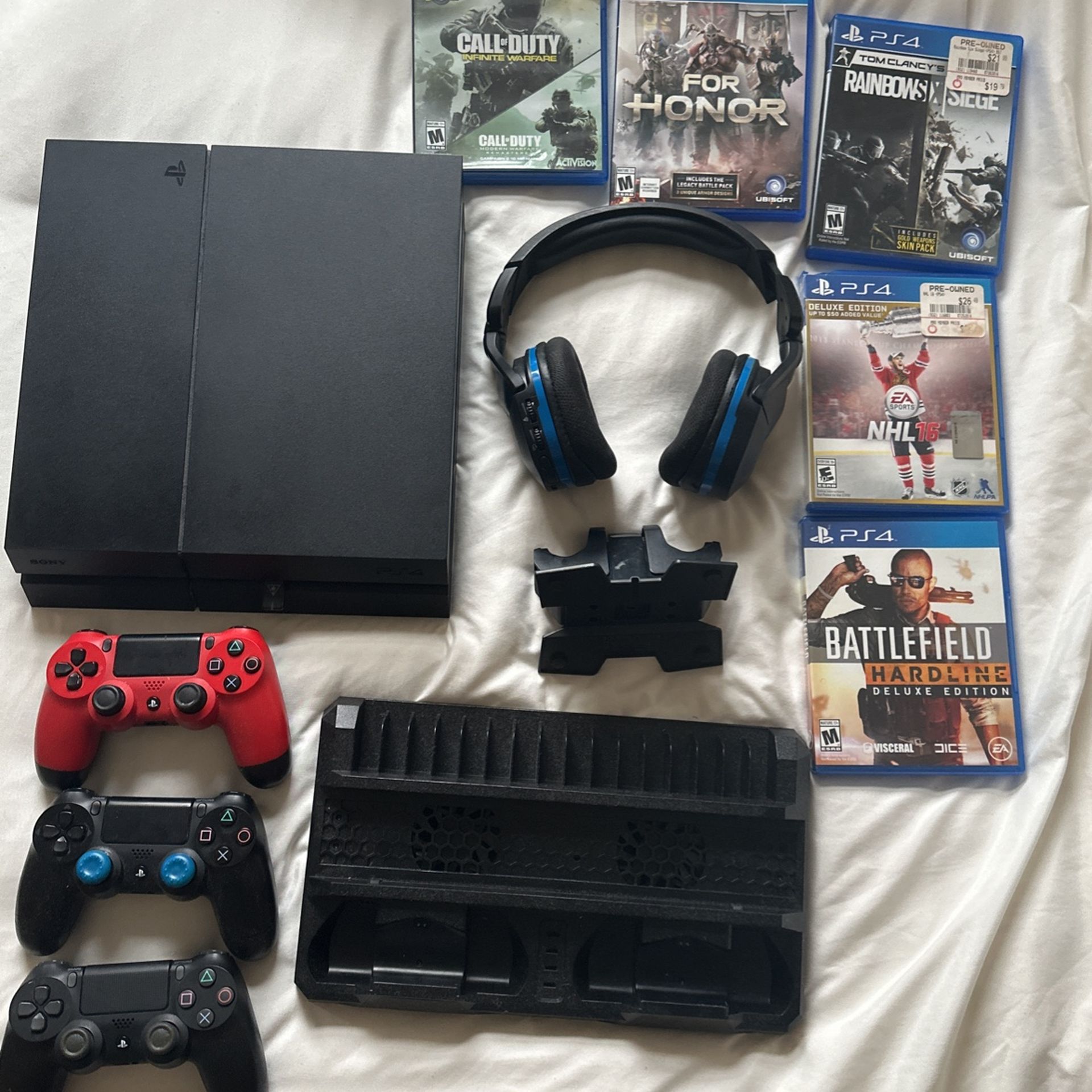 PlayStation 4 With Games And Extras