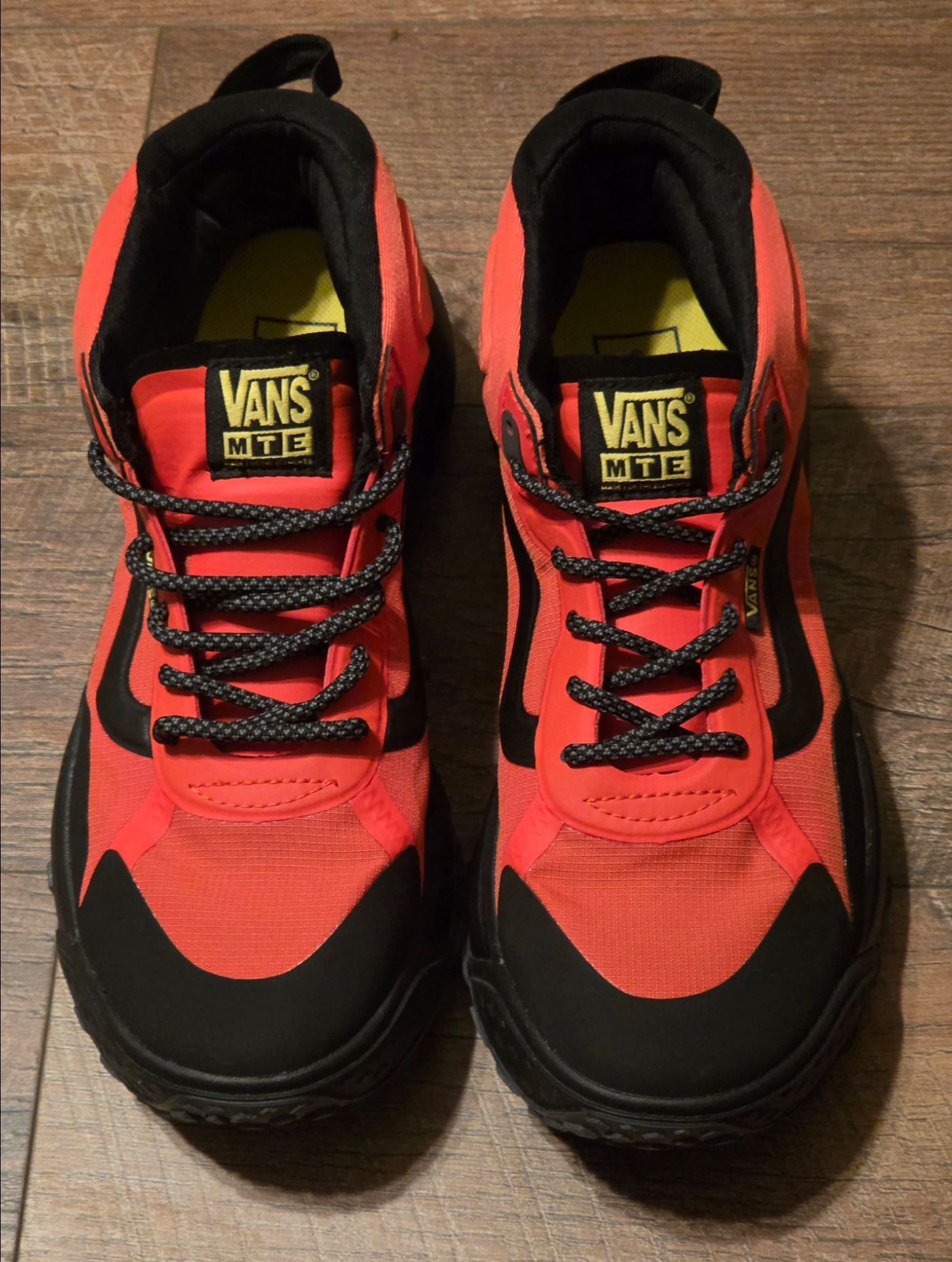 Vans MTE Crosspath Sneakers Mens Size 8 $65