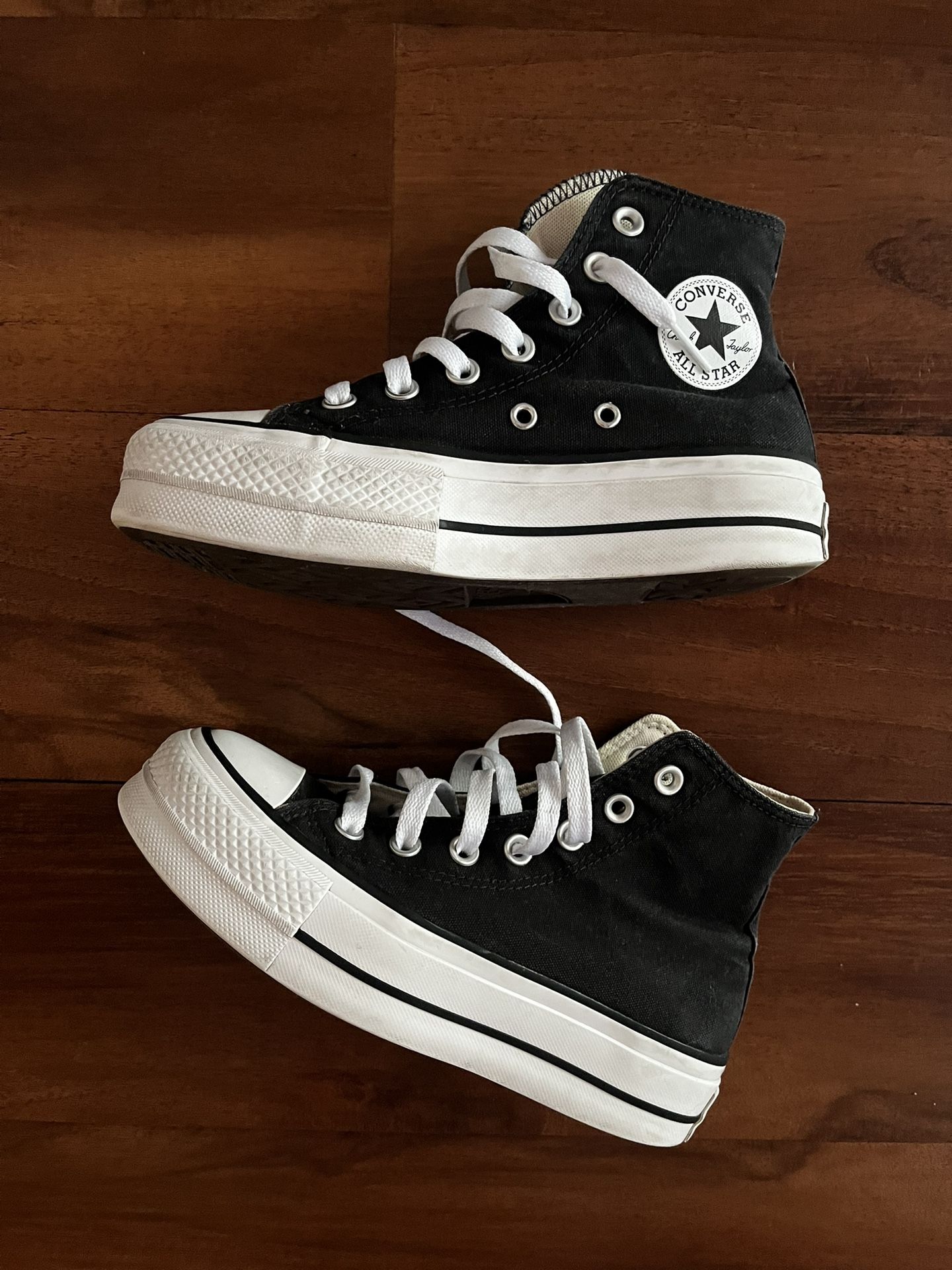 Converse High Top Platform